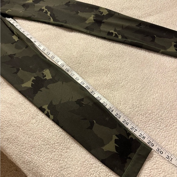 Lululemon Wunder Under Leggings Pant Luon Palm Party Fatigue Green Camo - Picture 9 of 14